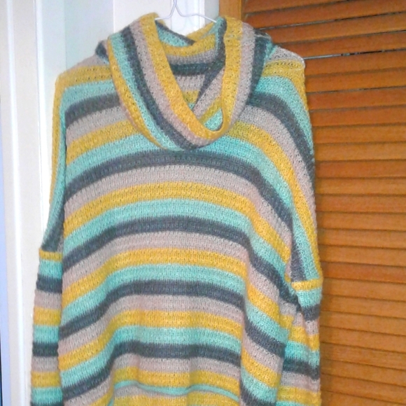 🌷2/18$🌷Vero Moda Oversized Colorblock Sweater - Picture 3 of 8